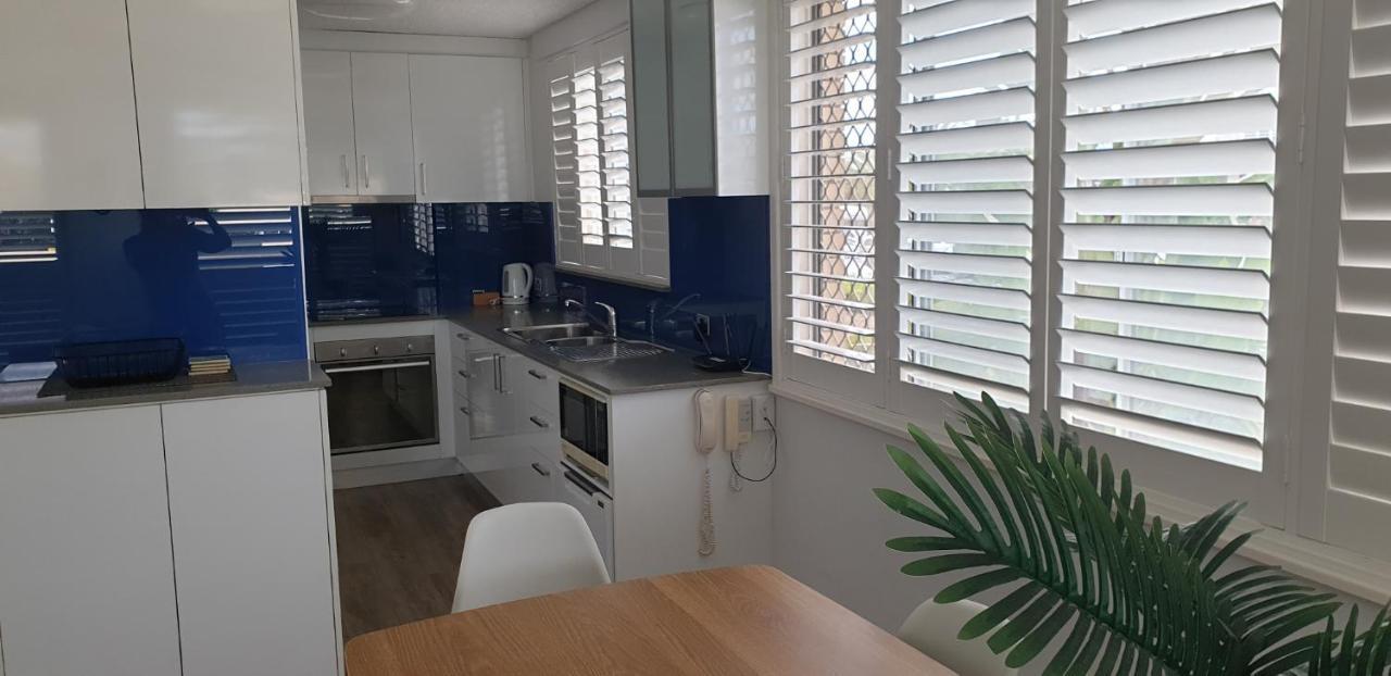 Wyuna Beachfront Holiday Apartments Gold Coast Ngoại thất bức ảnh